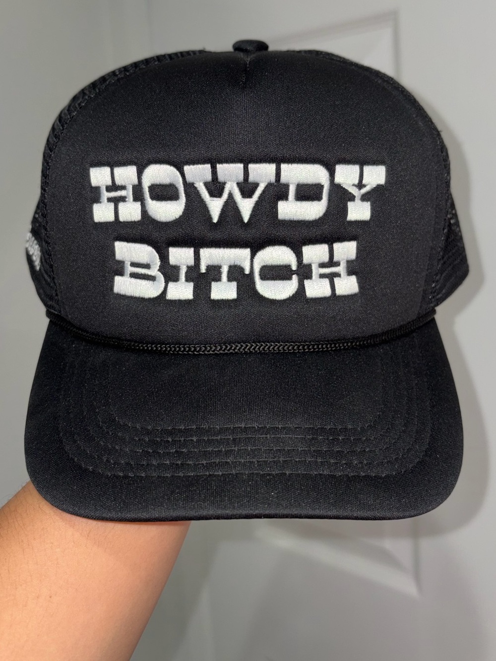 TRASH FLOWERS “Howdy B*tch” Mesh Trucker Hat